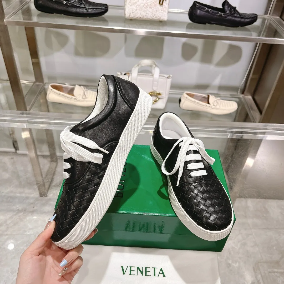 [BV] Top P: 740💰Size for couples: 35-44 (Female 40, Male 38 45, custom-made and non-returnable) Bottega Veneta classic woven strap casual shoes are made of imported high-quality materials, [Rose][Rose]! Purely hand-woven and operated, the original board is reproduced one-to-one! quality assurance!